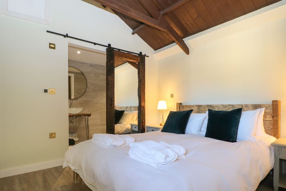 Photo of Bedroom in Aldermaston Wharf