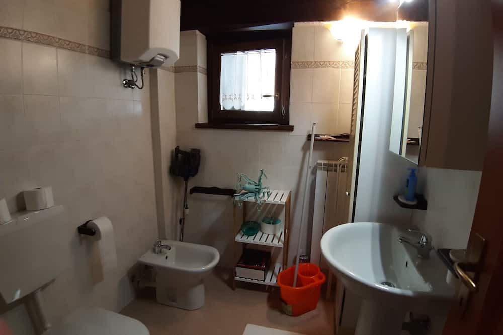 Photo of Bathroom in Periasc