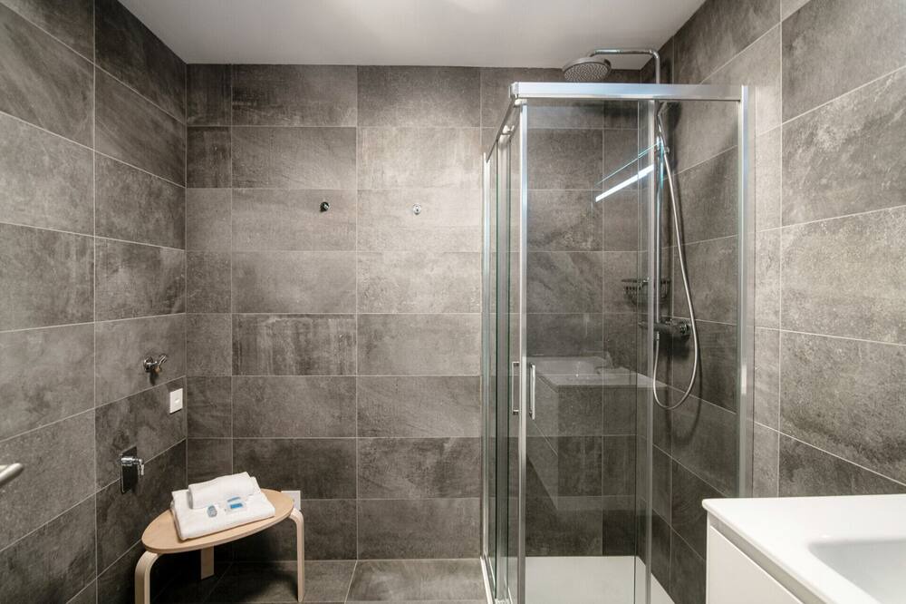 Photo of Bathroom in Gudo