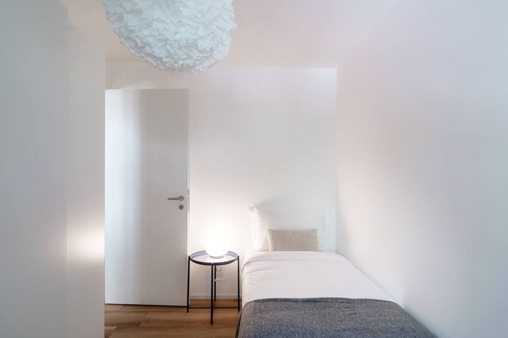 Photo of Bedroom in Gudo
