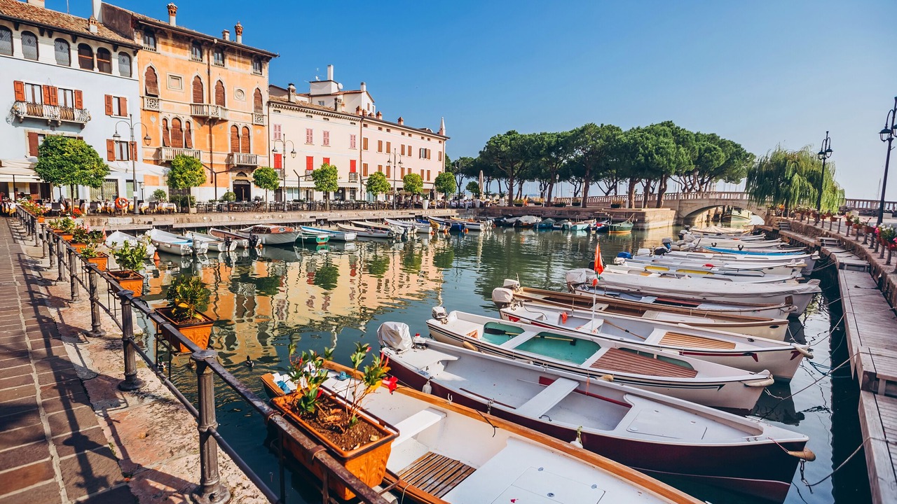 Photo of Buildings in Desenzano del Garda