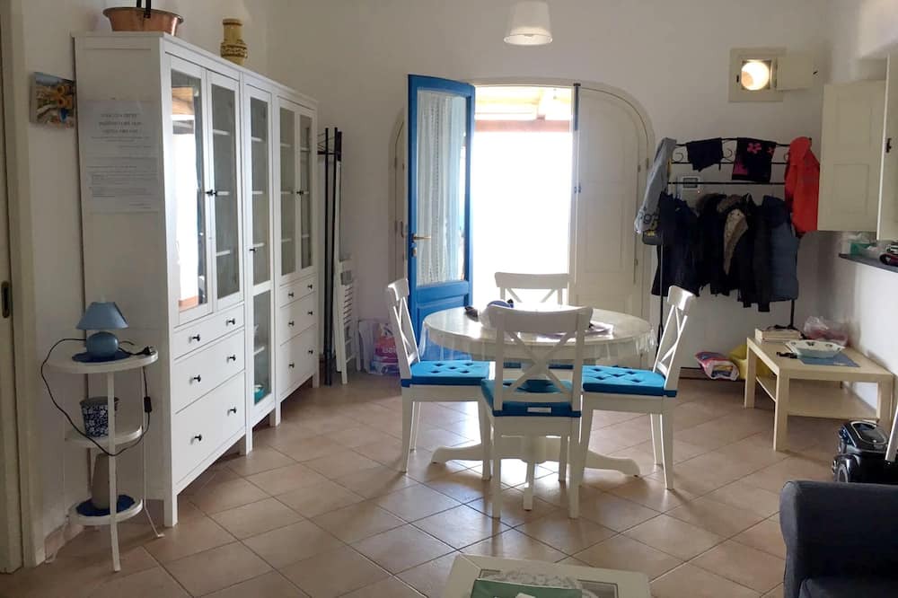 Photo of Livingroom in Malfa
