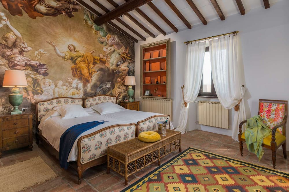 Photo of Bedroom in Twist