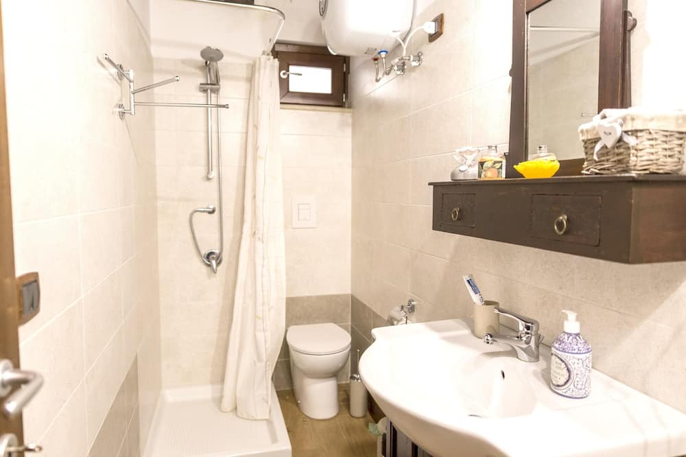 Photo of Bathroom in Arce