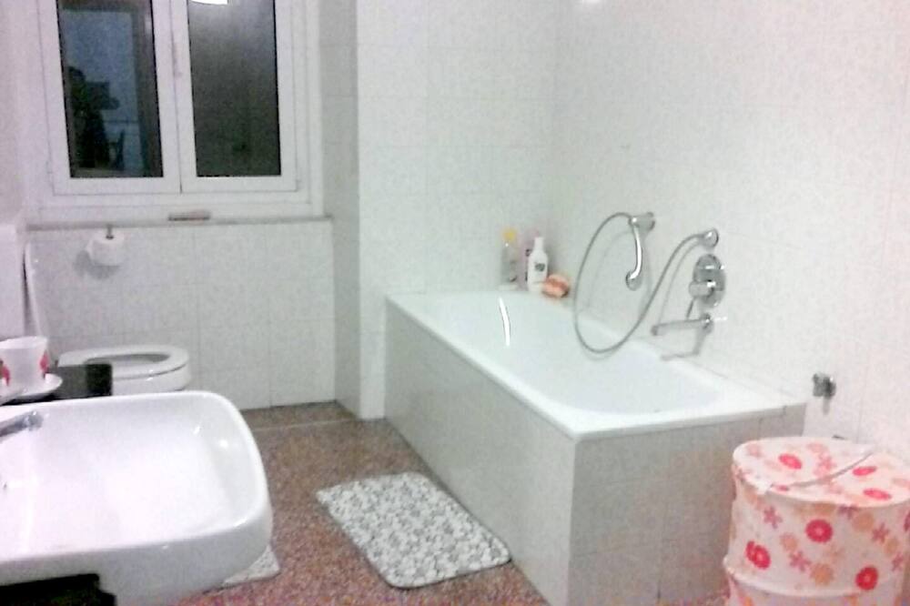 Photo of Bathroom in Foce