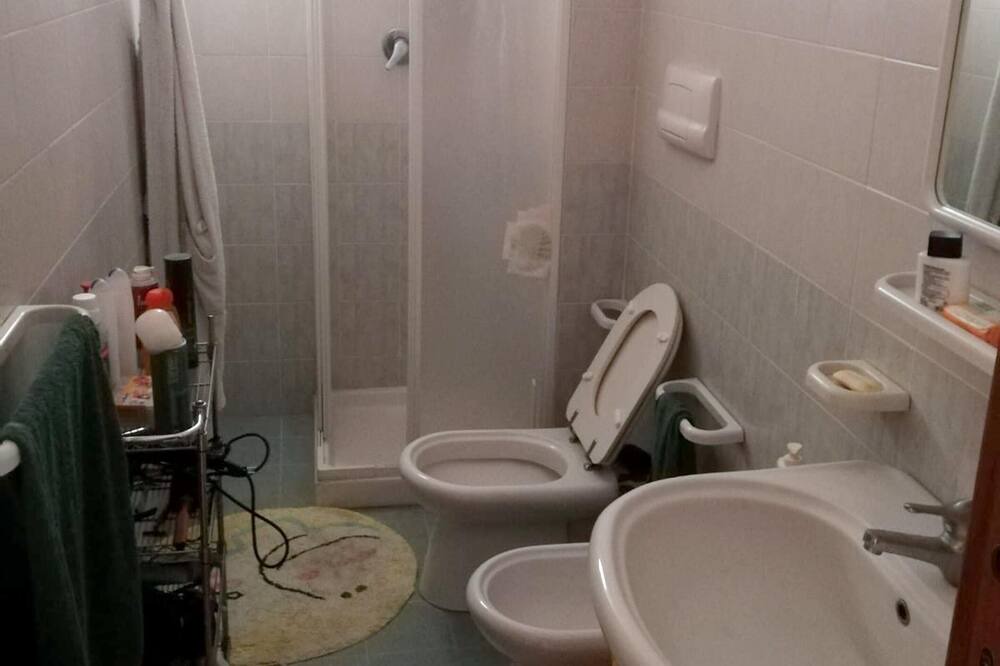 Photo of Bathroom in Gazzi