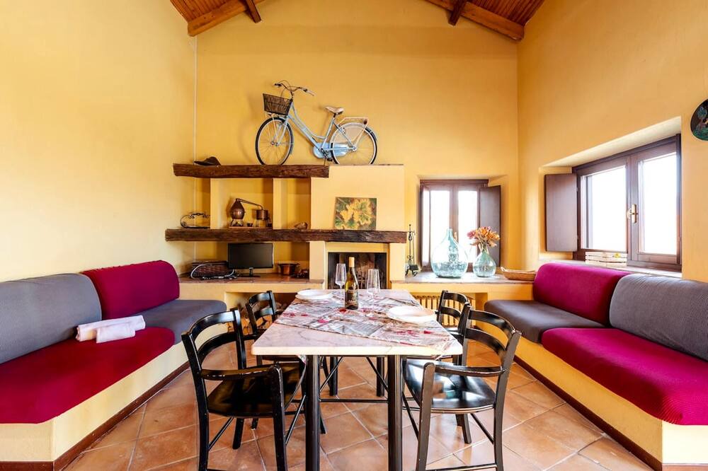 Photo of Livingroom in Vesime