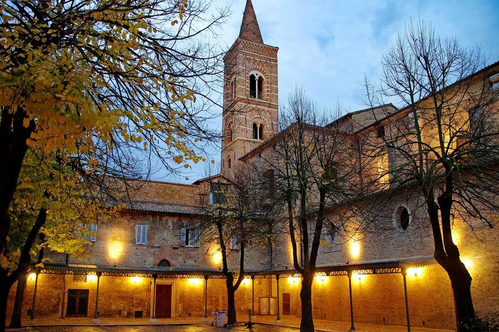 Photo of Others in Urbino