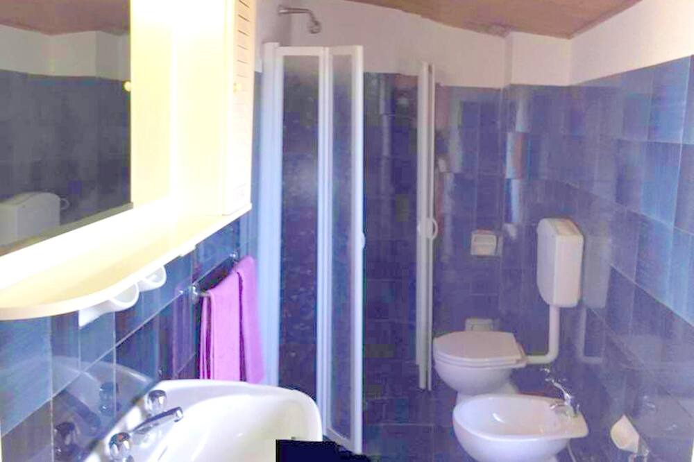 Photo of Bathroom in Urbino