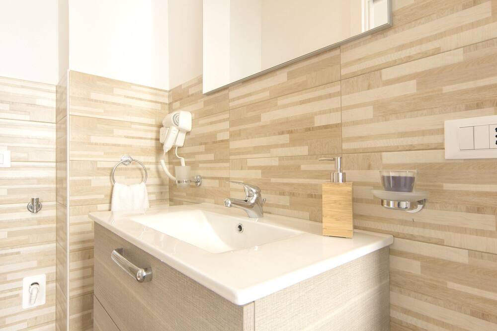 Photo of Bathroom in Marsala