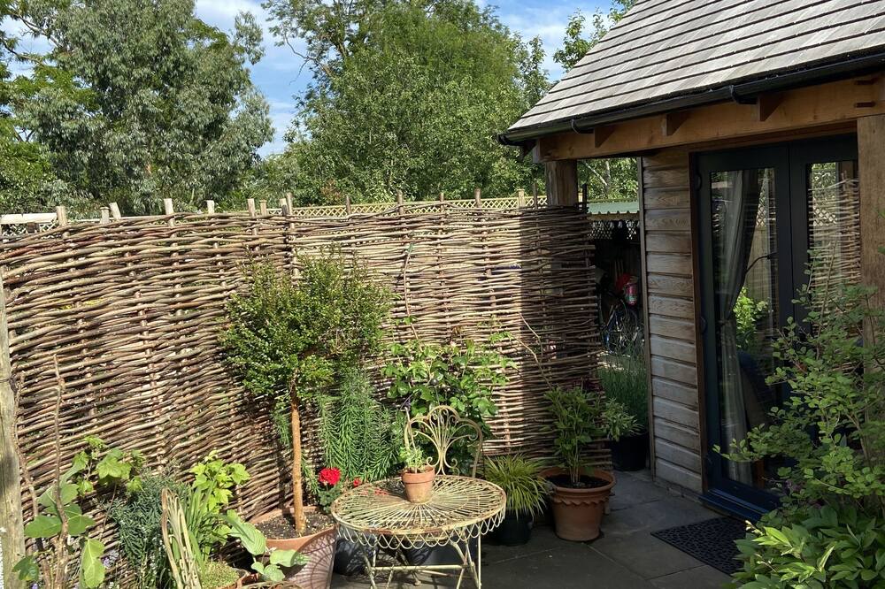 Photo of Patio Balcony in Upper Brailes