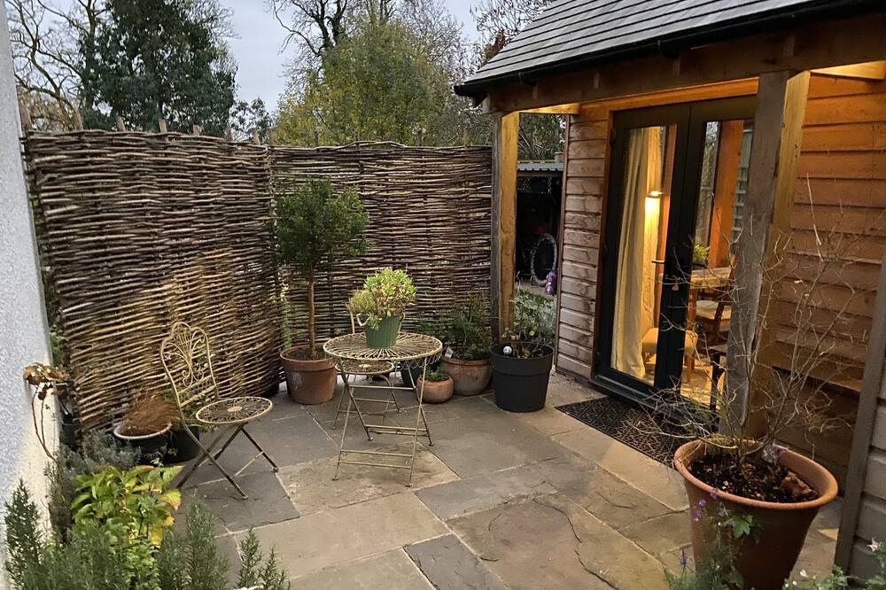 Photo of Patio Balcony in Upper Brailes