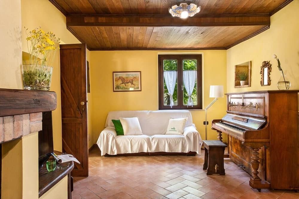 Photo of Livingroom in Acqualagna