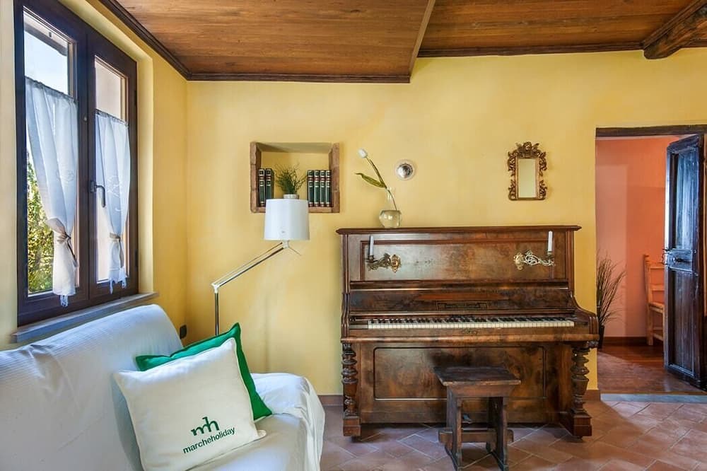 Photo of Livingroom in Acqualagna