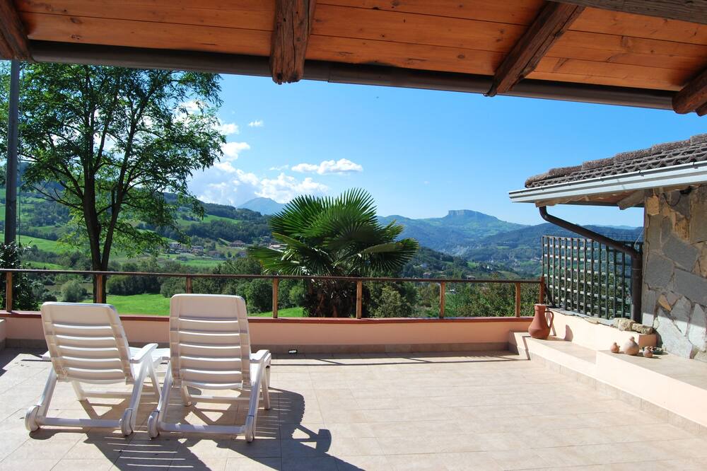 Photo of Patio Balcony in Toano