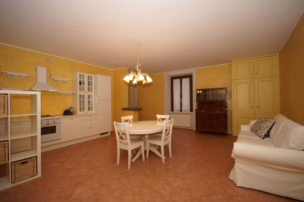 Photo of Livingroom in Monticelli Brusati