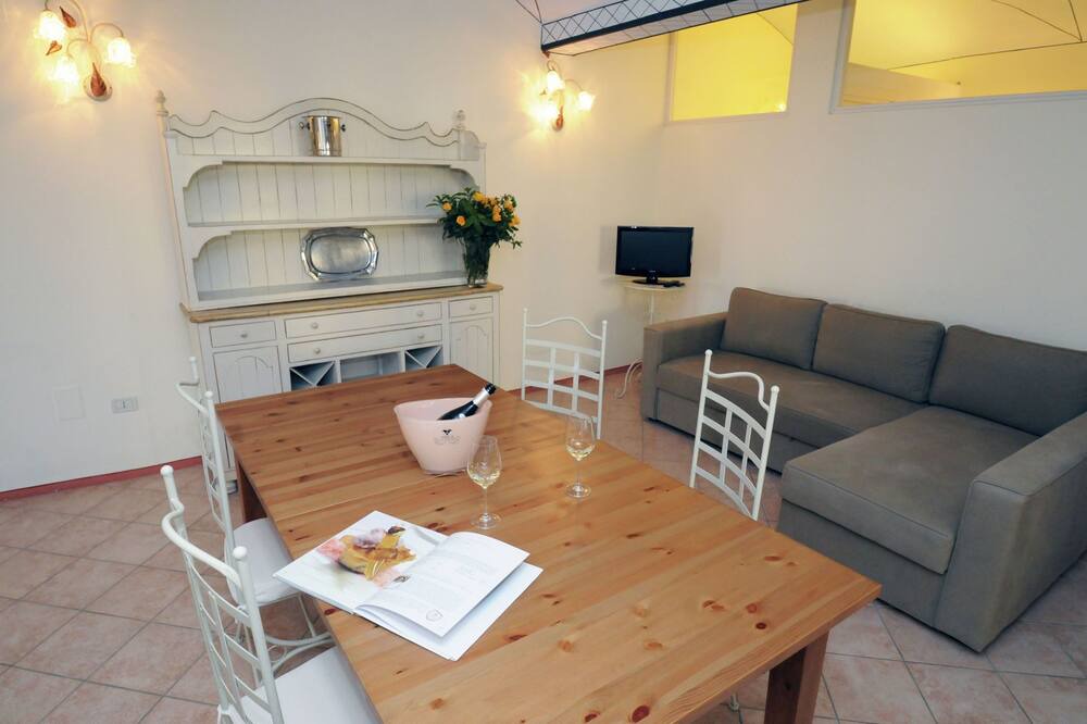 Photo of Livingroom in Monticelli Brusati