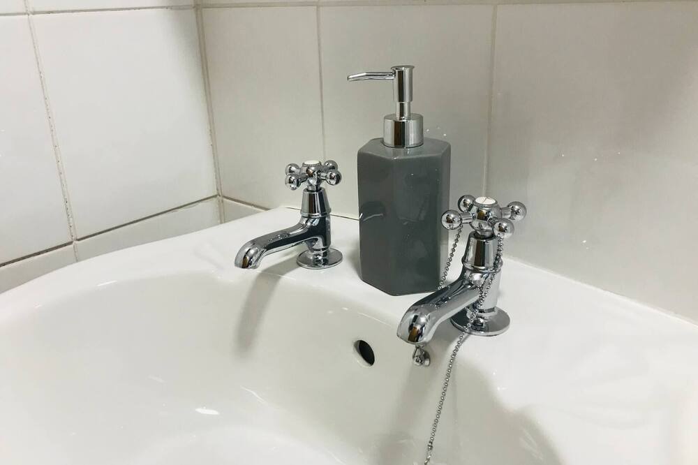 Photo of Bathroom in Markinch