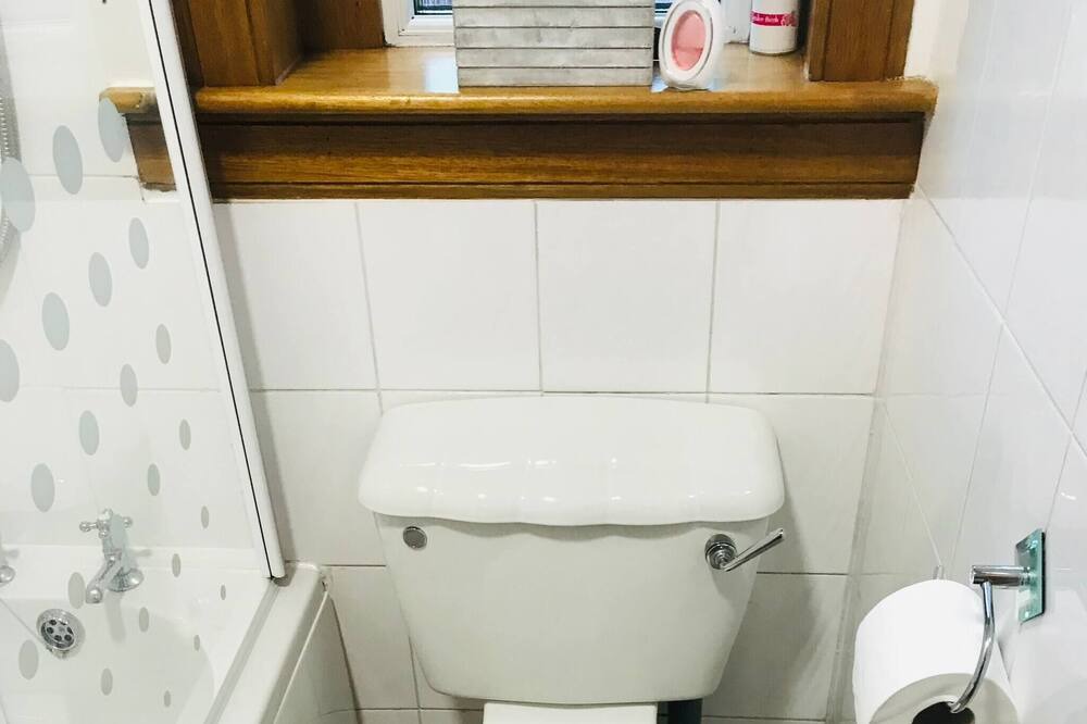 Photo of Bathroom in Markinch