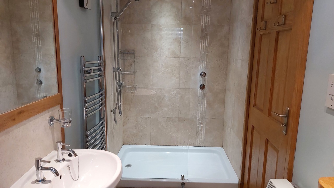 Photo of Bathroom in Salen