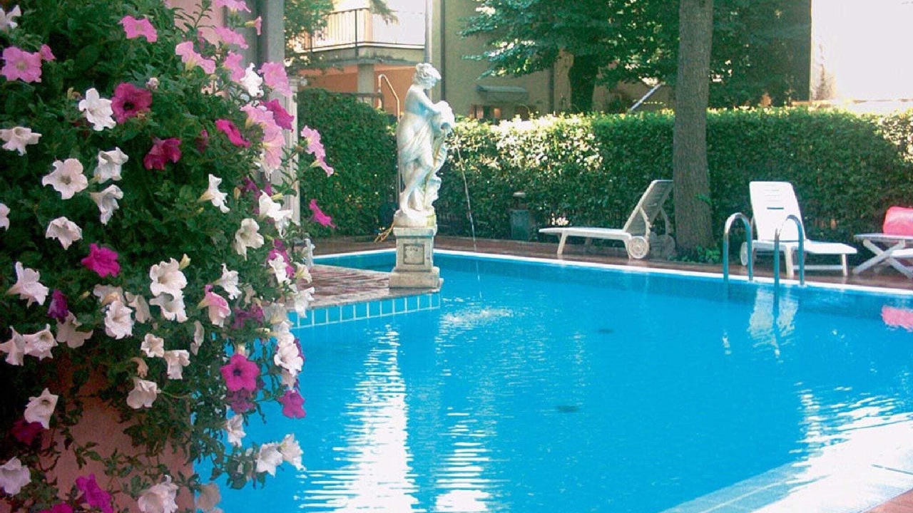 Photo of Outdoor in Alba