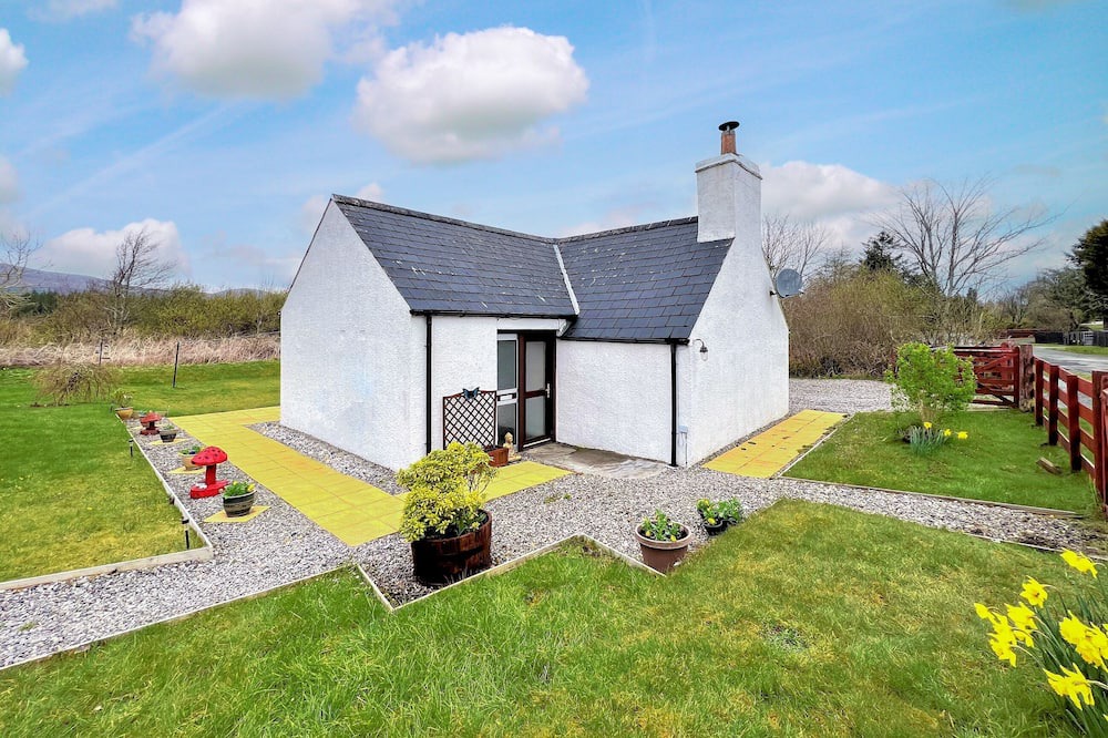 Photo of Outdoor in Broadford