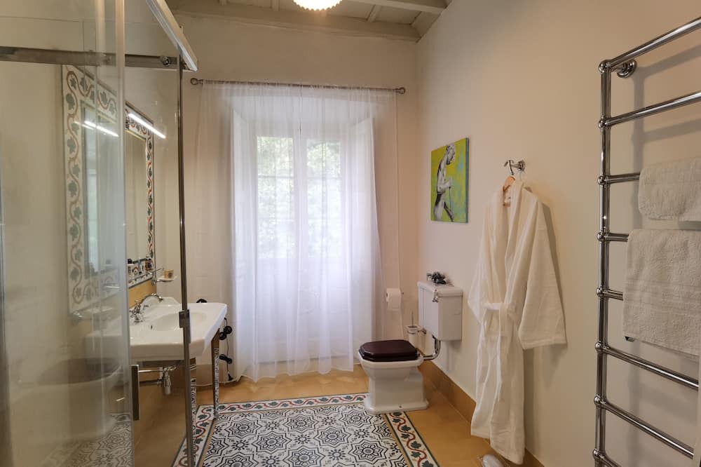 Photo of Bathroom in Corconio