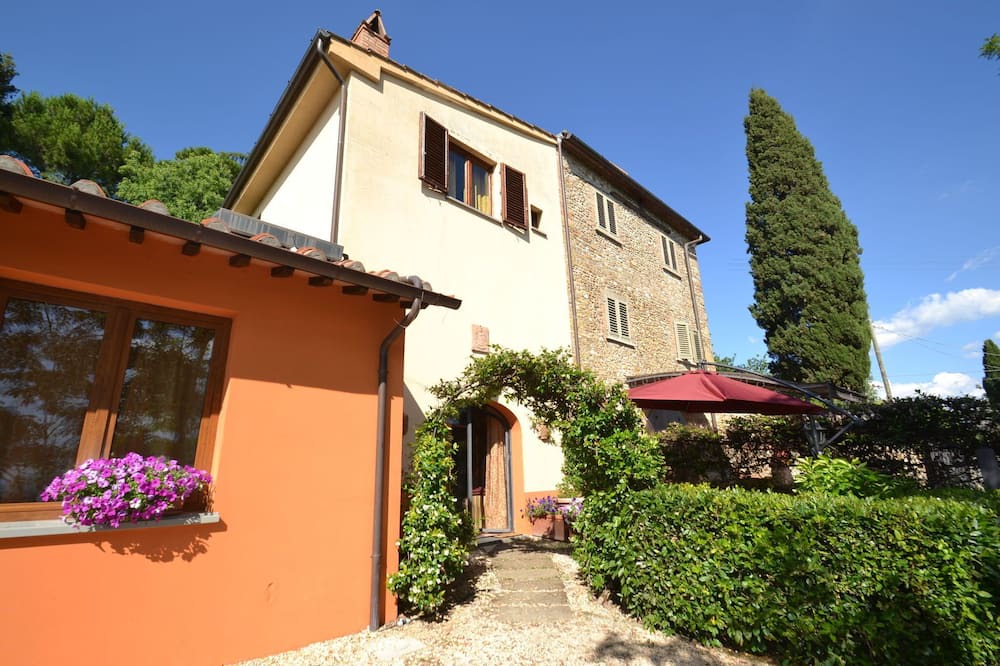 Photo of Outdoor in Magliano