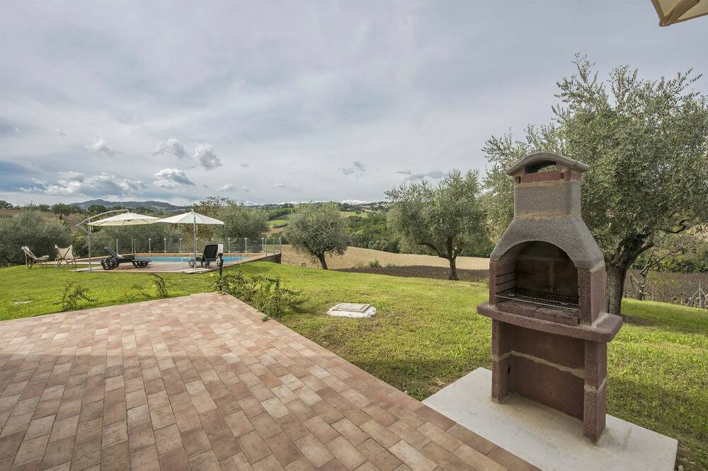 Photo of Patio Balcony in Monteleone di Fermo