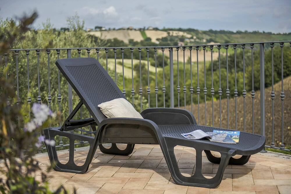 Photo of Patio Balcony in Monteleone di Fermo