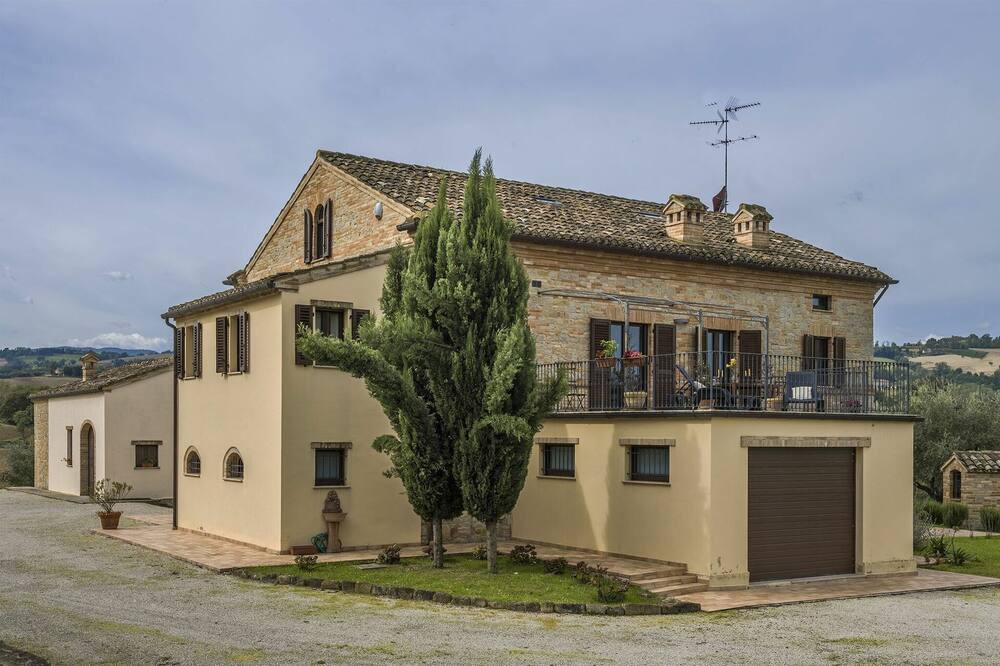 Photo of Outdoor in Monteleone di Fermo