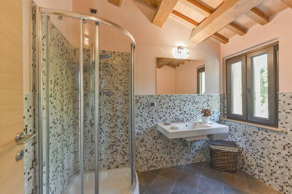 Photo of Bathroom in Monteleone di Fermo