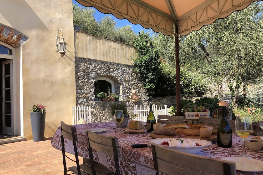 Photo of Patio Balcony in La Foce