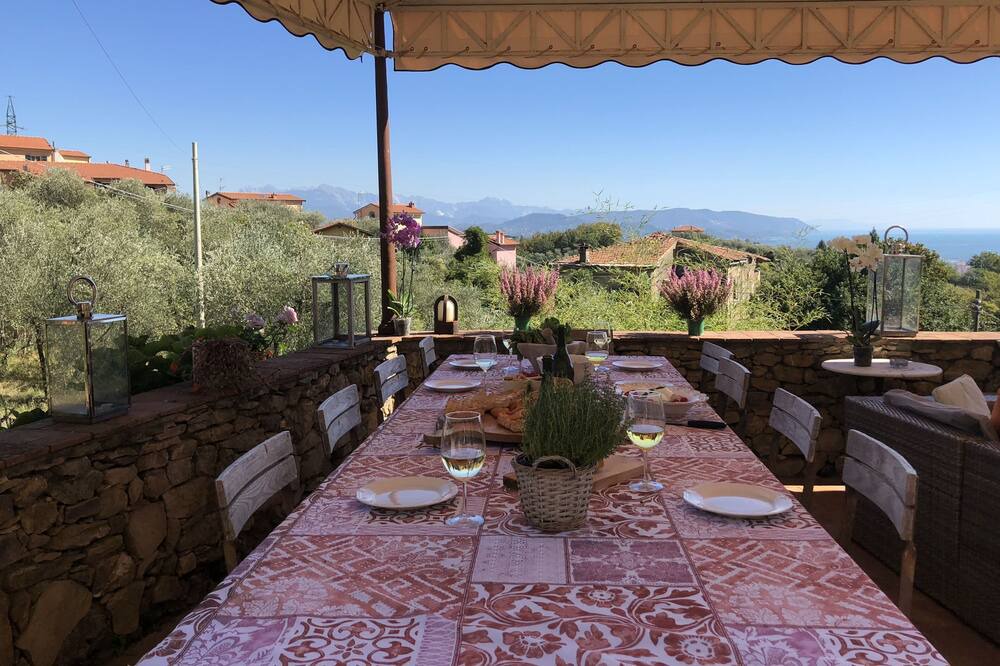 Photo of Patio Balcony in La Foce