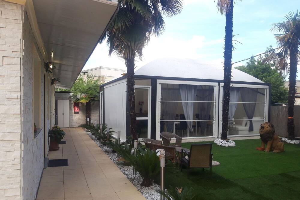 Photo of Outdoor in Rho