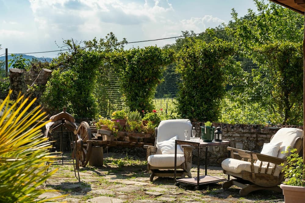 Photo of Outdoor in Twist