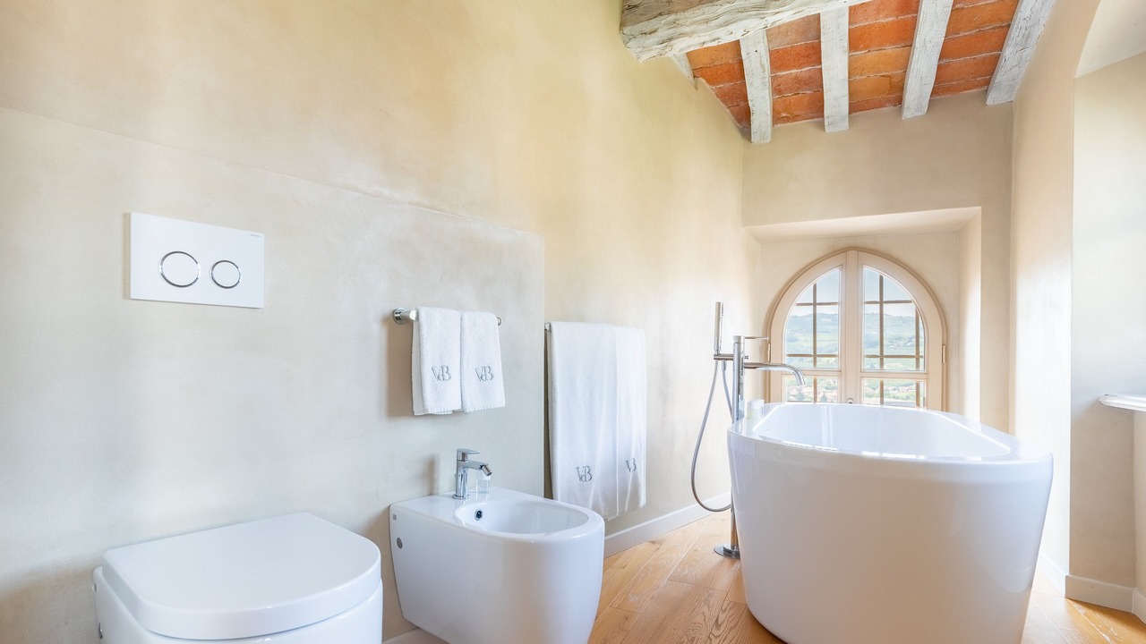 Photo of Bathroom in Canelli
