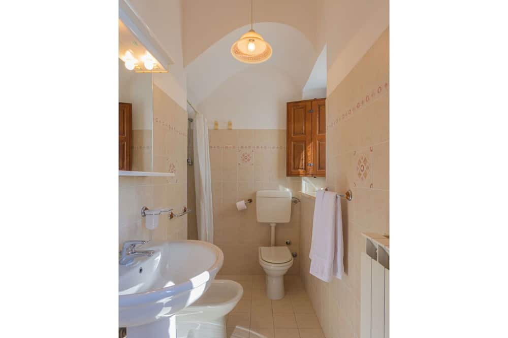 Photo of Bathroom in Crecchio