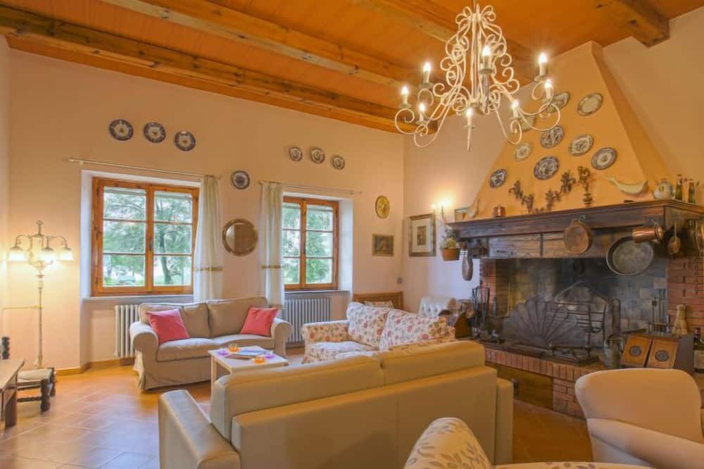 Photo of Livingroom in Montegrossi