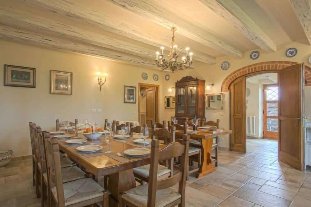 Photo of Kitchen in Montegrossi