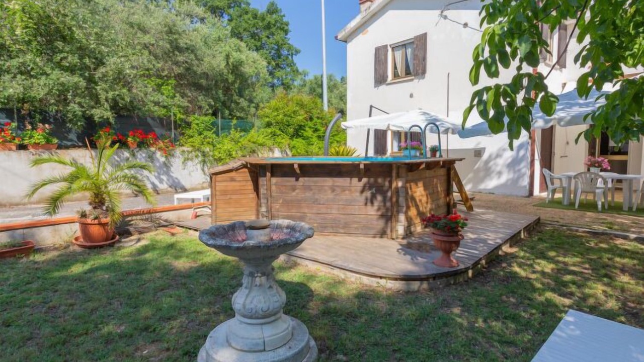 Photo of Outdoor in Marciano