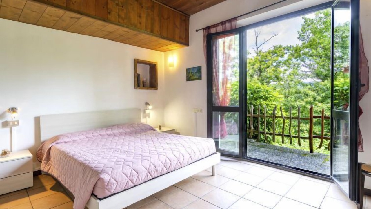 Photo of Bedroom in Arolo