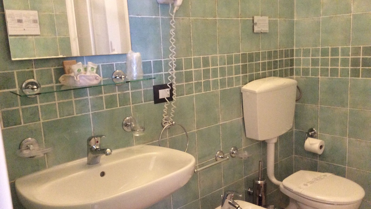 Photo of Bathroom in Torre dei Corsari