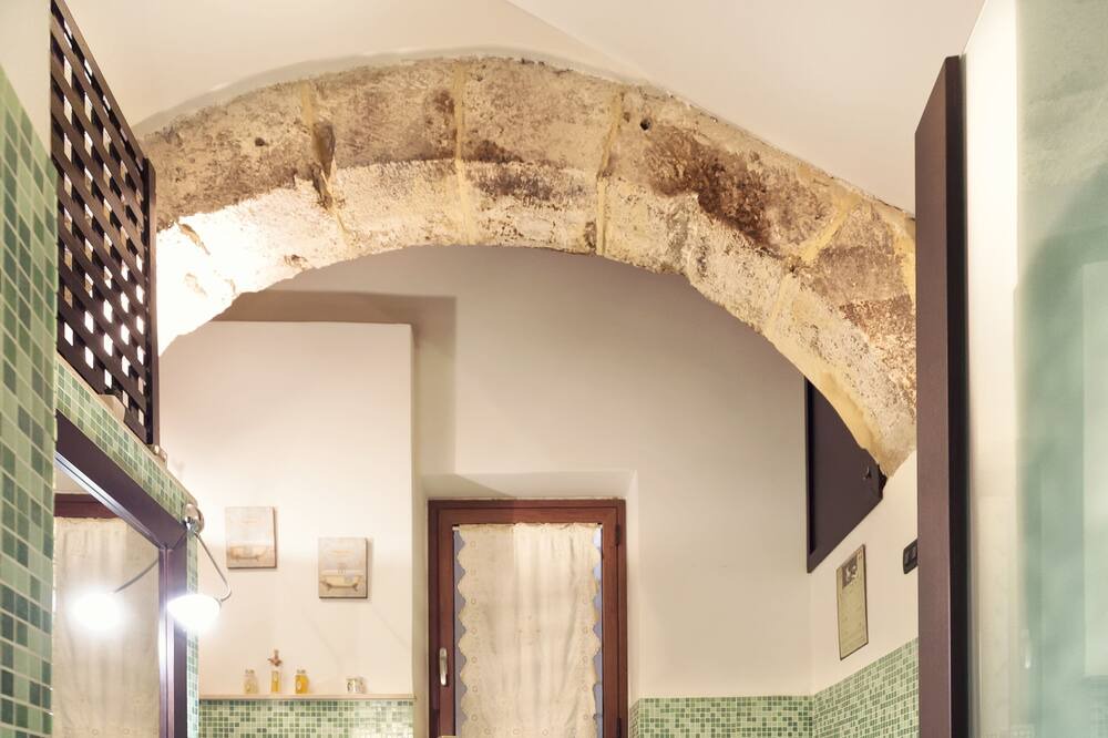 Photo of Bathroom in Albergheria