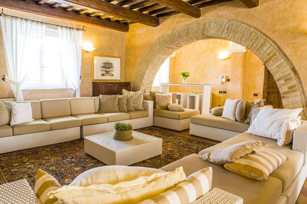 Photo of Livingroom in Montemaggiore al Metauro