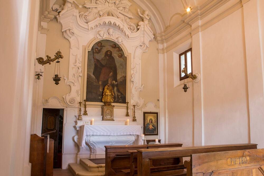 Photo of Bedroom in Montemaggiore al Metauro