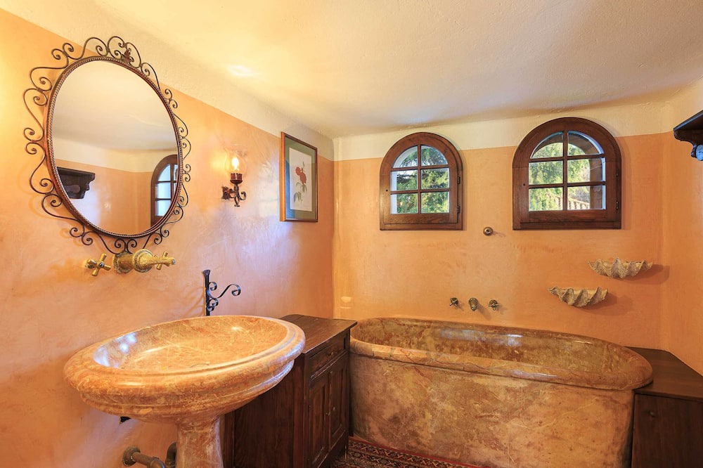 Photo of Bathroom in Solcio