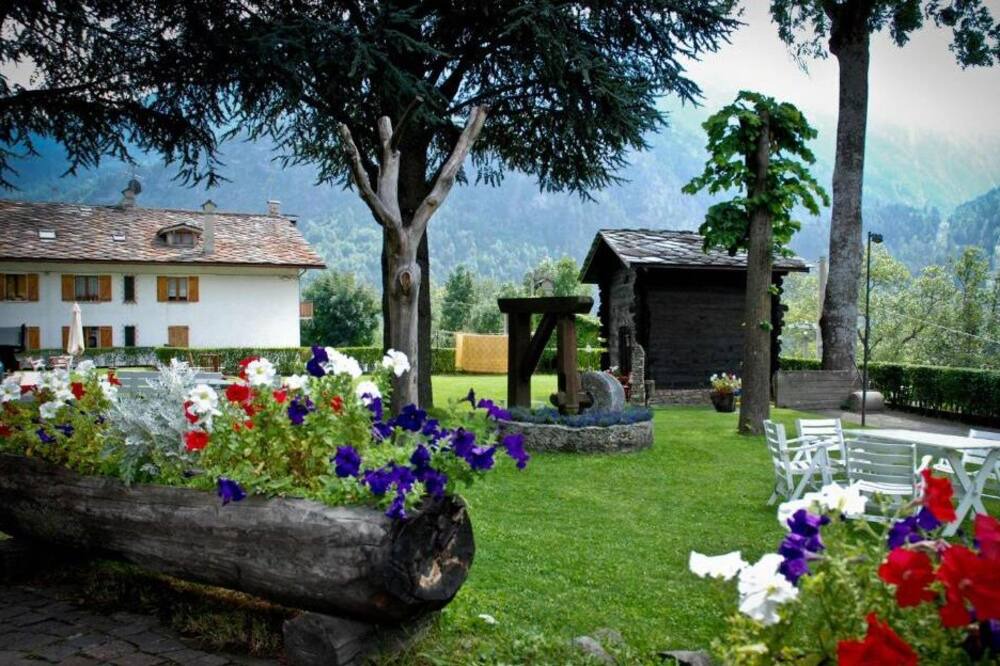 Photo of Outdoor in Pallusieux