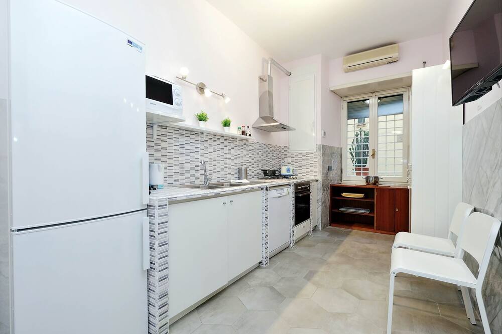 Photo of Kitchen in Esquilino