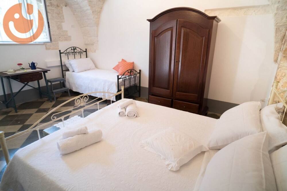 Photo of Bedroom in Fumarola